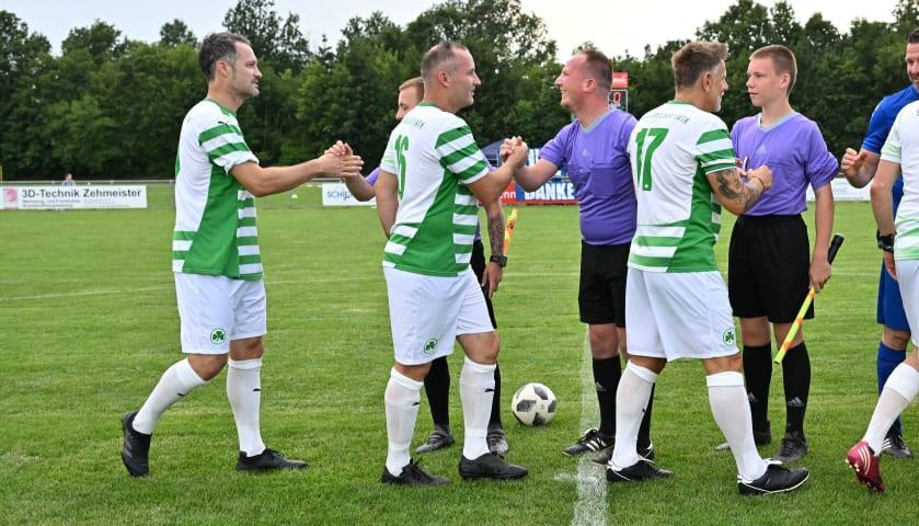 die-traditionsmannschaft-unterwegs-in-franken